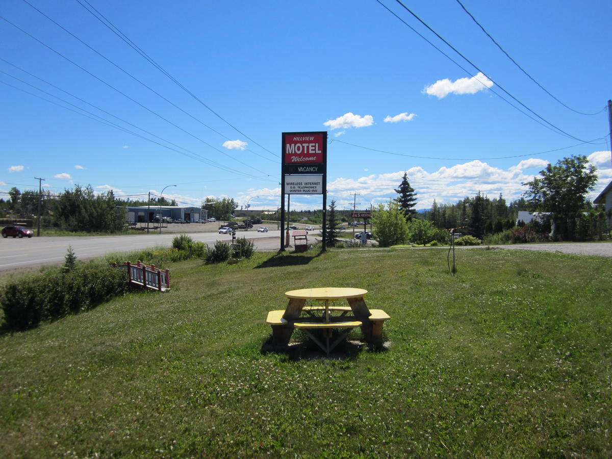 Hillview Motel Vanderhoof Bagian luar foto