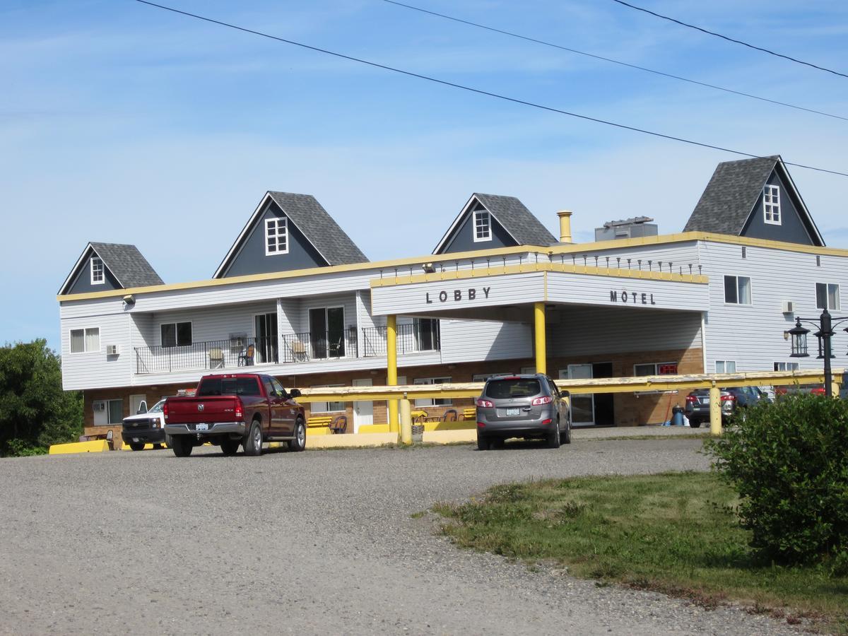Hillview Motel Vanderhoof Bagian luar foto